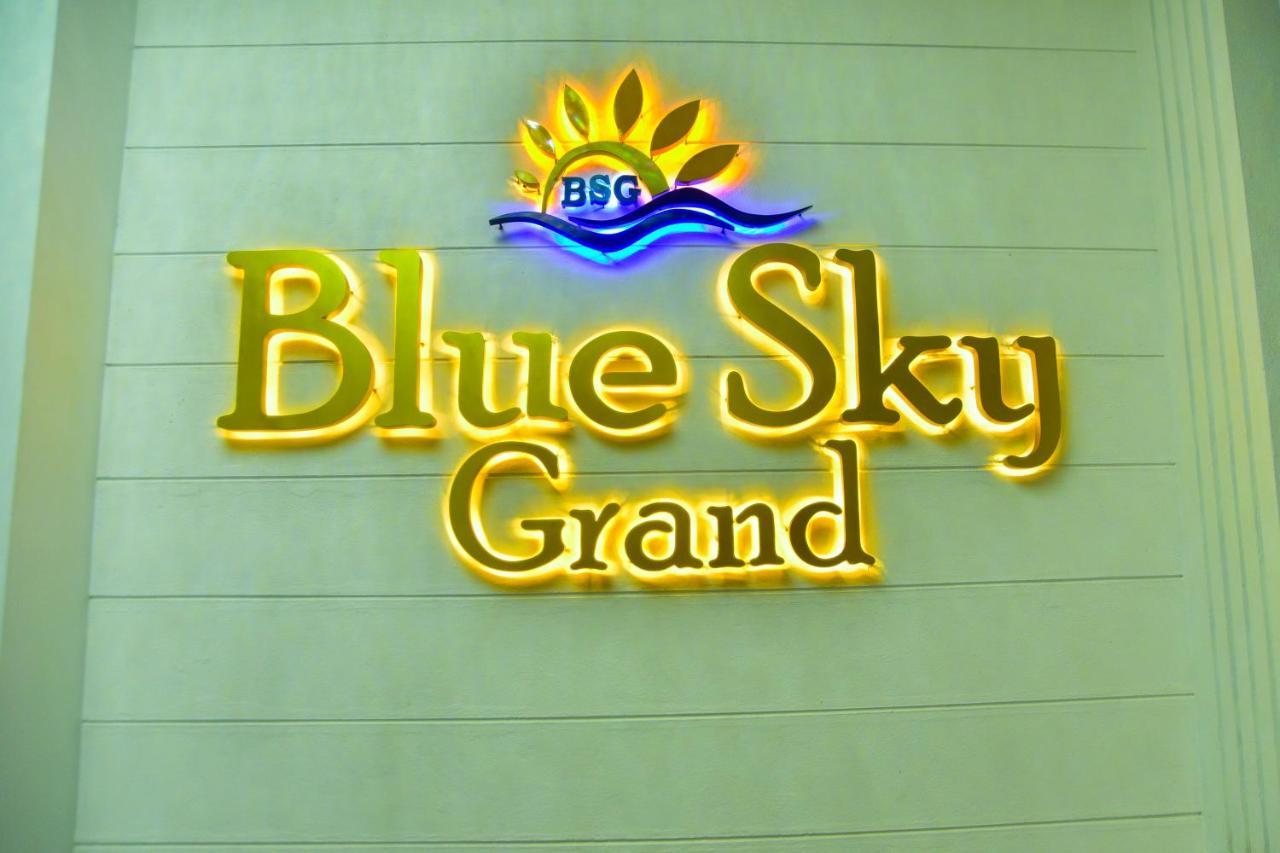 Hotel Blue Sky คูรูเนกาลา ภายนอก รูปภาพ